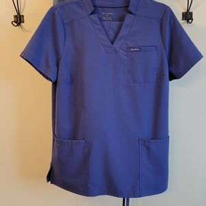 Jaanuu scrub set